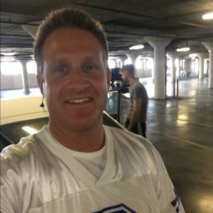 Meet your Posher, Todd